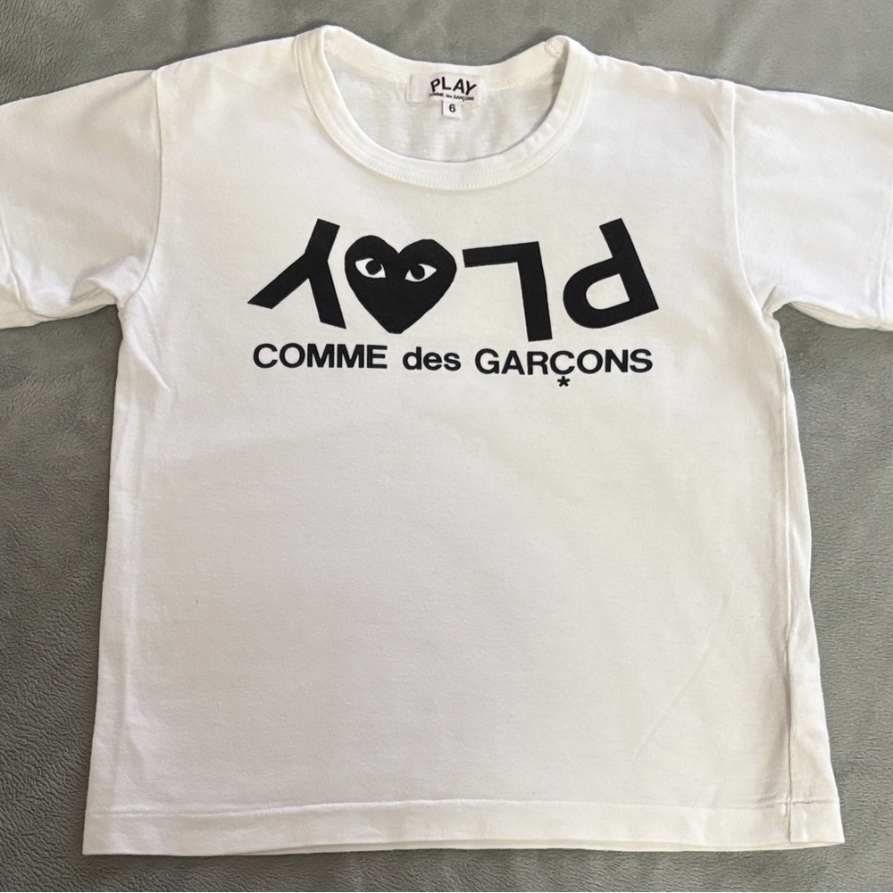 Comme des Garcons Kids White Tee with Black Logo